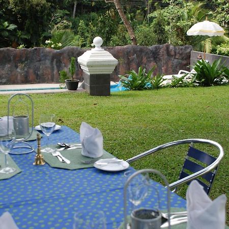 Manor House Hotel Embulpure Exterior foto